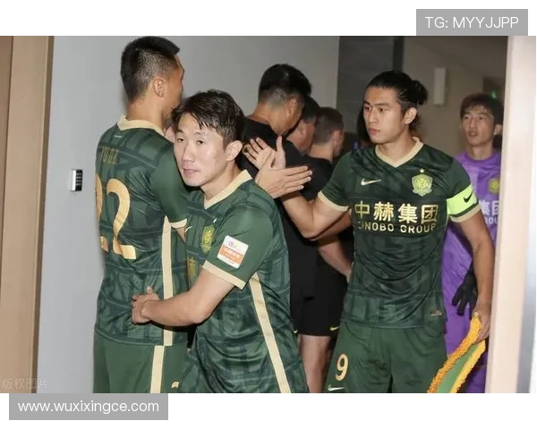 重庆足球队灵活性分析与战术适应性研究探讨